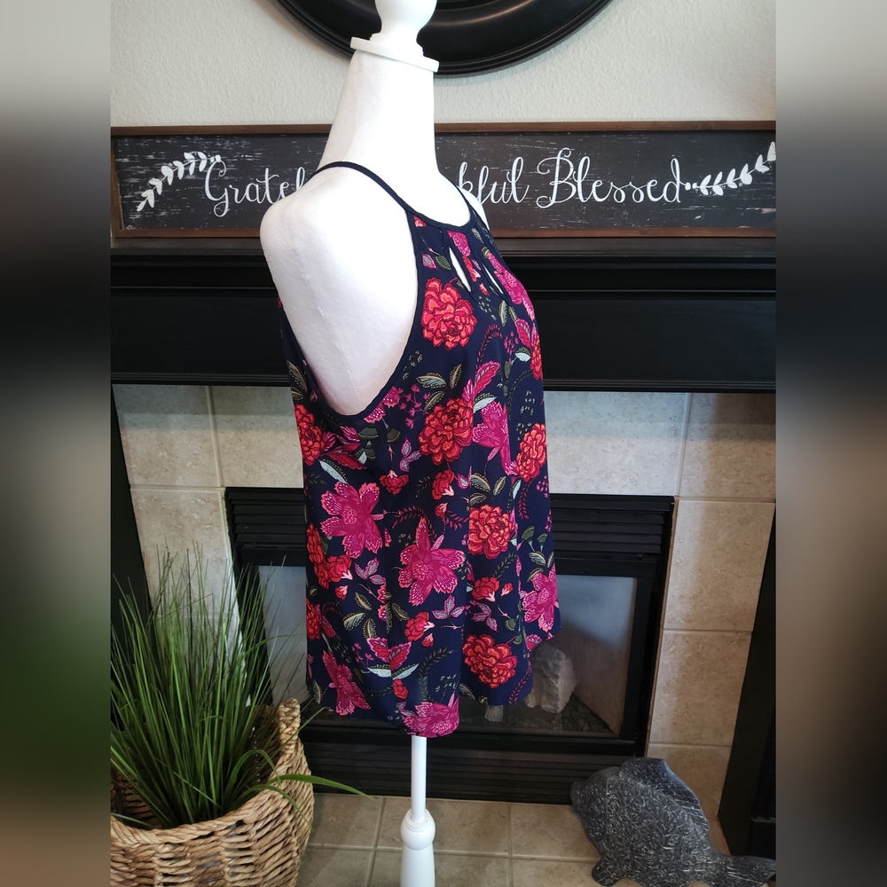 Papermoon Navy and Pink Floral Blouse - Picture 5 of 11